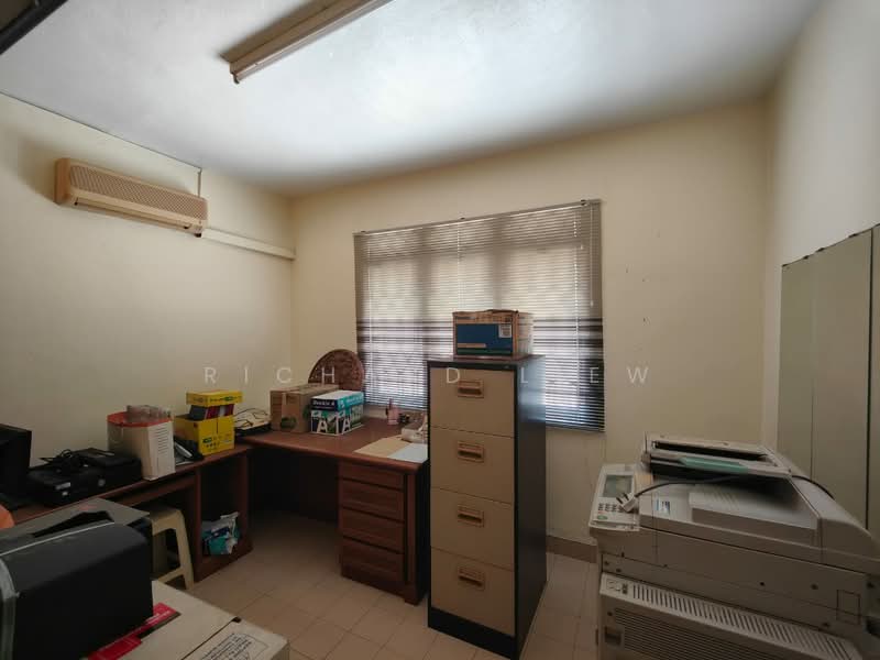 Seksyen 19 untuk Untuk Dijual - RM 2,070,000, Mac 2026 - Study - PropertyGuru.com.my