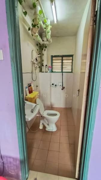 Kinrara Putri untuk Untuk Dijual - RM 215,000, Mac 2026 - Bathroom - PropertyGuru.com.my
