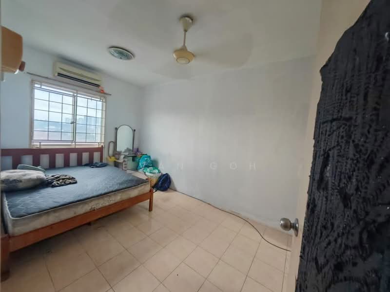 Apartment for Sale at Kinrara Putri - Evan Goh - Bedroom - PropertyGuru.com.my
