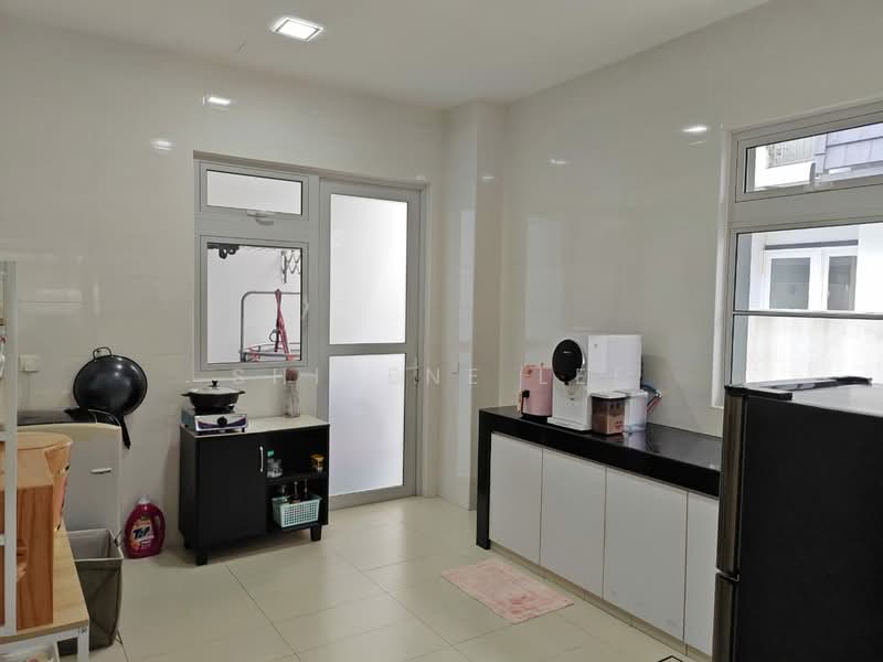 Cluster House for Rent in Taman Ekoflora (Johor Bahru) - Shirene Lee - Kitchen - PropertyGuru.com.my