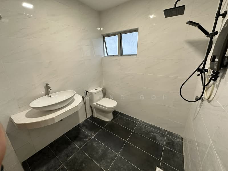 Bungalow for Sale in Bukit Damansara (Damansara Heights) - Raymond Goh - Bathroom - PropertyGuru.com.my
