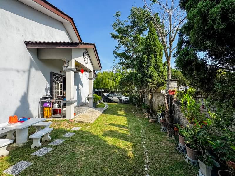 1-storey Terraced House for Sale in Taman Garing Utama (Rawang) - Izzah Alias - PropertyGuru.com.my
