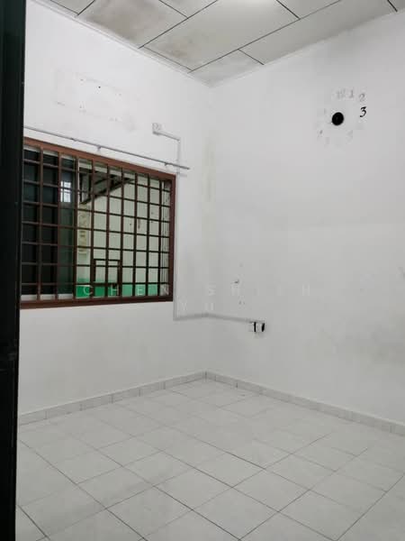 1-storey Terraced House for Sale in Bandar Seri Alam (Masai) - Chen Shieh Yu - Interior - PropertyGuru.com.my