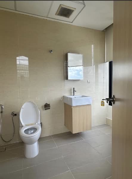 Office for Rent in KLCC (KL City Centre) - Melvin S - Bathroom - PropertyGuru.com.my