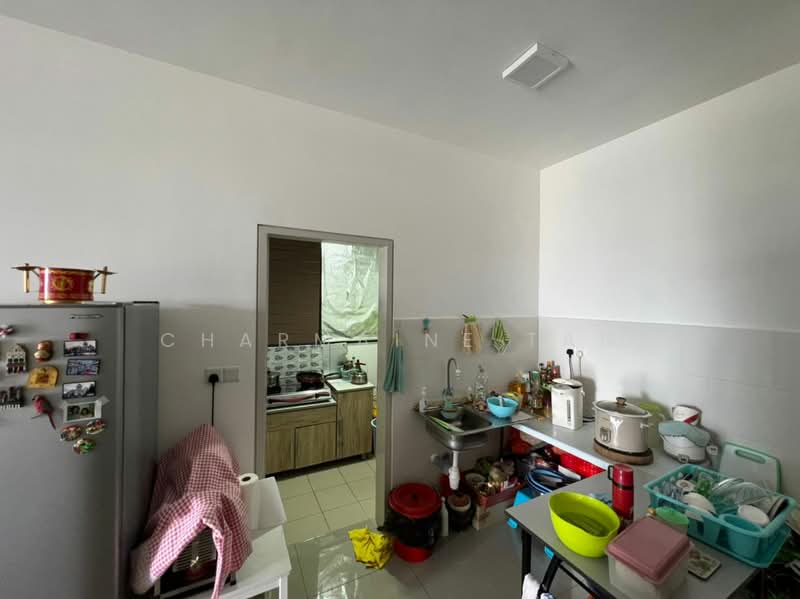 Condominium for Sale at Trinity Lemanja - Charmaine Tan - Kitchen - PropertyGuru.com.my