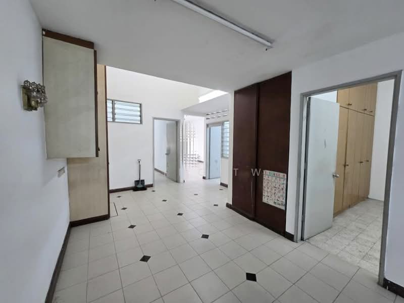 2-storey Terraced House for Sale in Taman Bukit Maluri (Kepong) - Kiing TW - Interior - PropertyGuru.com.my