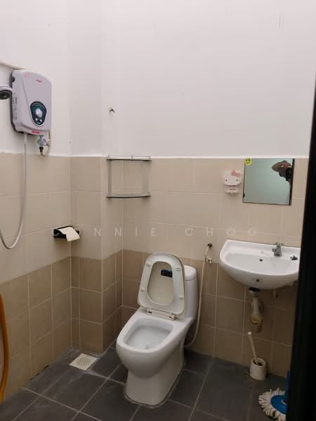 2-storey Terraced House for Sale in Bandar Sungai Long (Selangor) - Connie Choo - Bathroom - PropertyGuru.com.my
