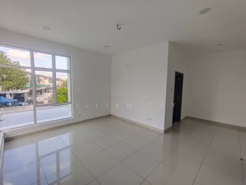 Semi-Detached House for Sale in Taman Ponderosa (Johor Bahru) - William Tay - Living Room - PropertyGuru.com.my