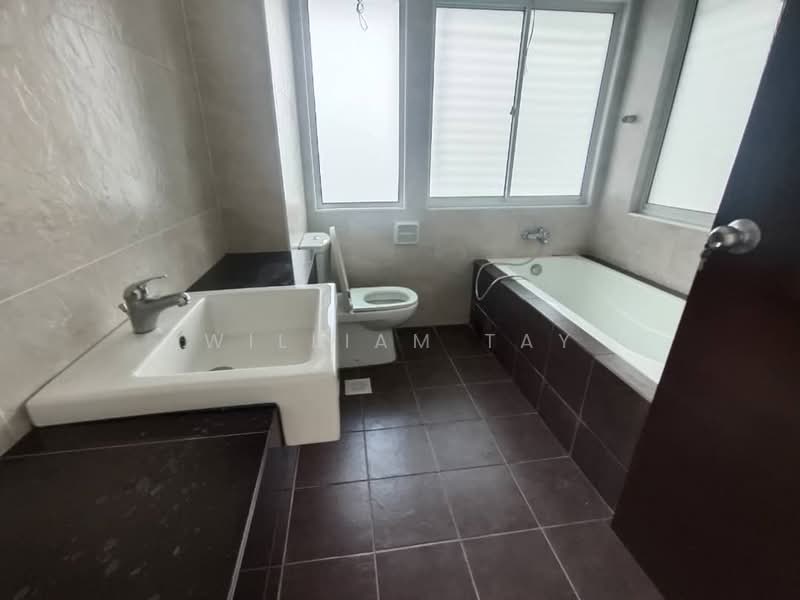 Semi-Detached House for Sale in Taman Ponderosa (Johor Bahru) - William Tay - Bathroom - PropertyGuru.com.my