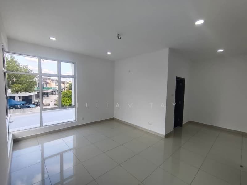 Semi-Detached House for Sale in Taman Ponderosa (Johor Bahru) - William Tay - Living Room - PropertyGuru.com.my