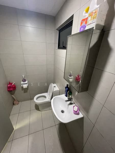 Residensi Rampai II untuk Untuk Disewa - RM 1,800 /bulan, Mac 2026 - Bathroom - PropertyGuru.com.my
