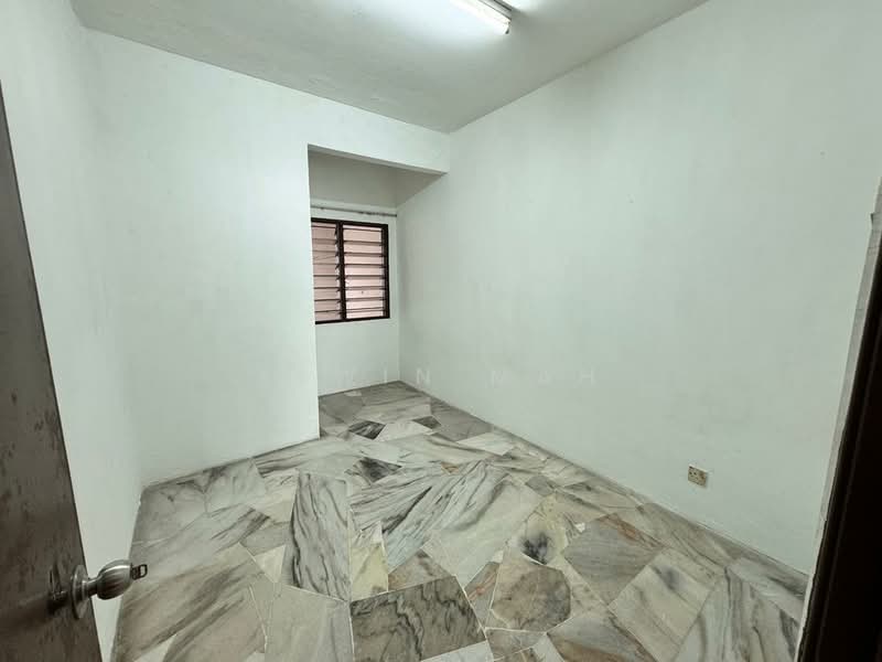 2-storey Terraced House for Sale in Bandar Country Homes (Rawang) - Elwin Mah - Interior - PropertyGuru.com.my