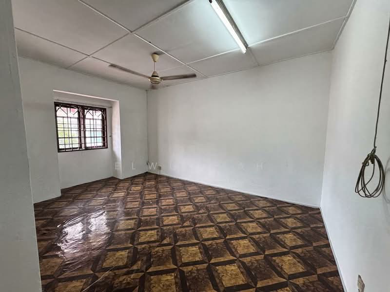 2-storey Terraced House for Sale in Bandar Country Homes (Rawang) - Elwin Mah - Interior - PropertyGuru.com.my