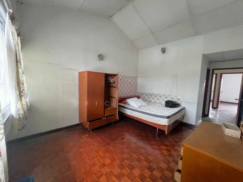 2-storey Terraced House for Sale in Taman Connaught (Cheras) - Eric Liew - Bedroom - PropertyGuru.com.my