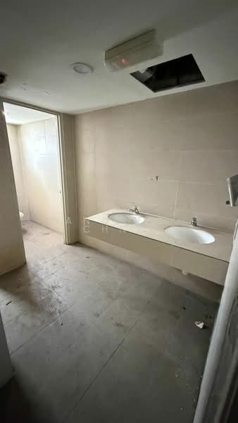 Office for Rent in Seksyen 13 (Petaling Jaya) - Andrew Chng - Bathroom - PropertyGuru.com.my