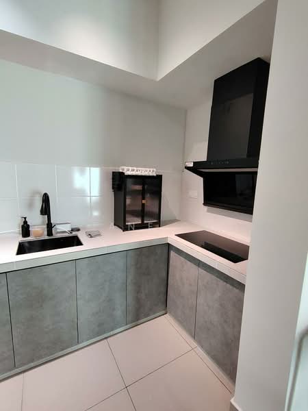 Royale Infinity untuk Untuk Disewa - RM 1,500 /bulan, Mac 2026 - Kitchen - PropertyGuru.com.my