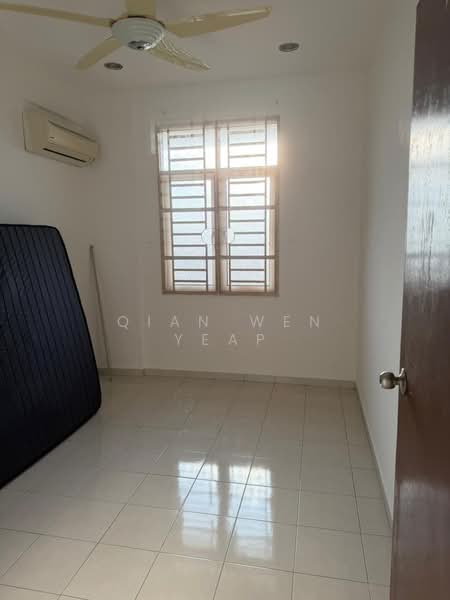 Pangsapuri Sentral Butterworth untuk Untuk Dijual - RM 288,000, Mac 2026 - Bedroom - PropertyGuru.com.my