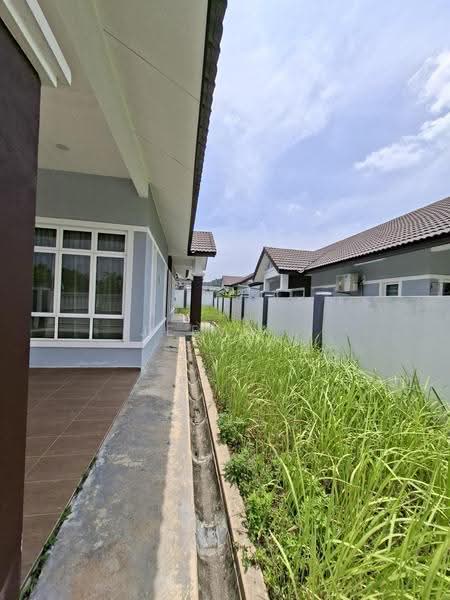 Bungalow House for Sale in Taman Senawang Perdana (Senawang) - Jeevs Jeeva - Exterior - PropertyGuru.com.my
