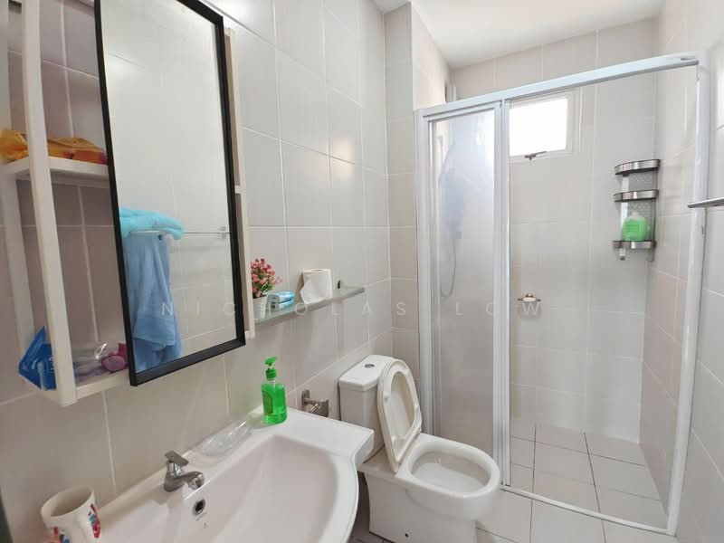 Service Residence for Rent at Meridin Bayvue Serviced Apartment - Nicholas Low - Bathroom - PropertyGuru.com.my