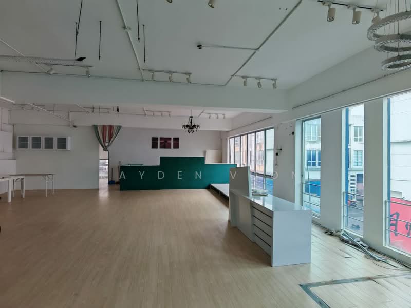 Taman Sutera Utama Skudai, 3 Storey Shop Lot, Office untuk Untuk Disewa - RM 6,000 /bulan, Mac 2026 - Interior - PropertyGuru.com.my