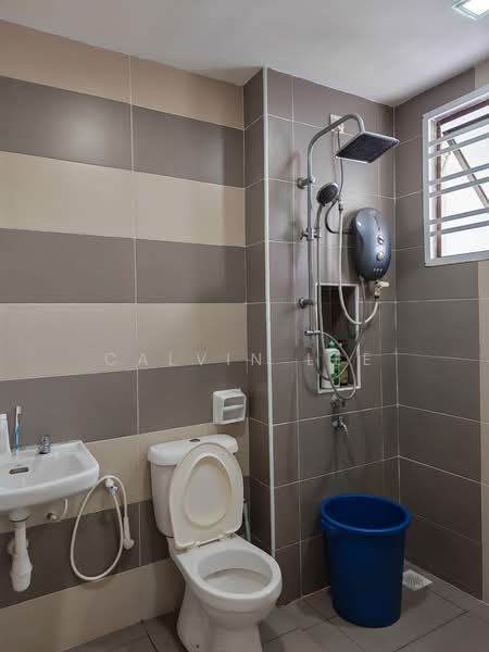 2-storey Terraced House for Sale in Bandar Tiram (Ulu Tiram) - Calvin Lee - Bathroom - PropertyGuru.com.my