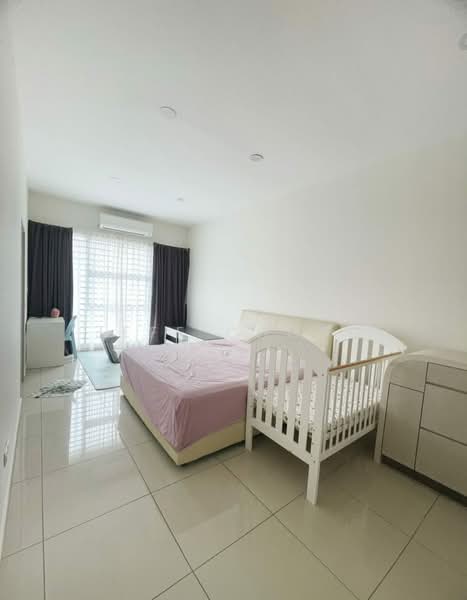 Rumah Teres 2-Tingkat untuk Dijual di Bandar Rimbayu (Telok Panglima Garang) - Jeff Chong - Bedroom - PropertyGuru.com.my