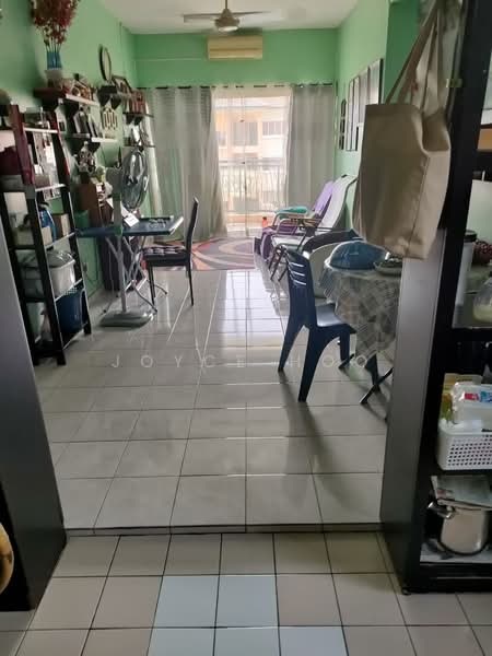 Terraced House for Sale in Taman Puchong Hartamas (Puchong) - Joyce Hoo - Living Room - PropertyGuru.com.my