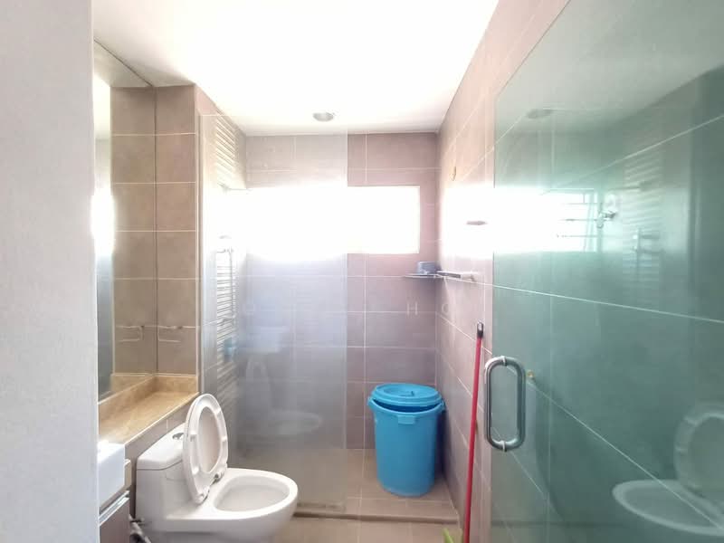 Terraced House for Sale in Taman Puchong Hartamas (Puchong) - Joyce Hoo - Bathroom - PropertyGuru.com.my