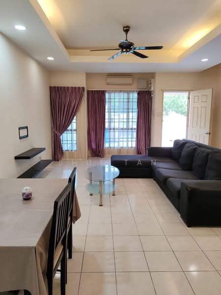 2-storey Terraced House for Rent in Setia Impian (Setia Alam) - Shue Tan - Living Room - PropertyGuru.com.my