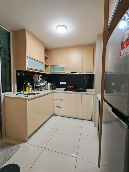 Tiara Mutiara 2 untuk Untuk Disewa - RM 1,899 /bulan, Mac 2026 - Kitchen - PropertyGuru.com.my