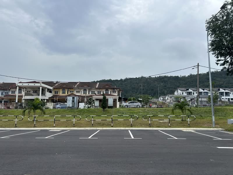 Medan Perdagangan Kepayang untuk Untuk Dijual - RM 1,800,000, Mac 2026 - Exterior - PropertyGuru.com.my