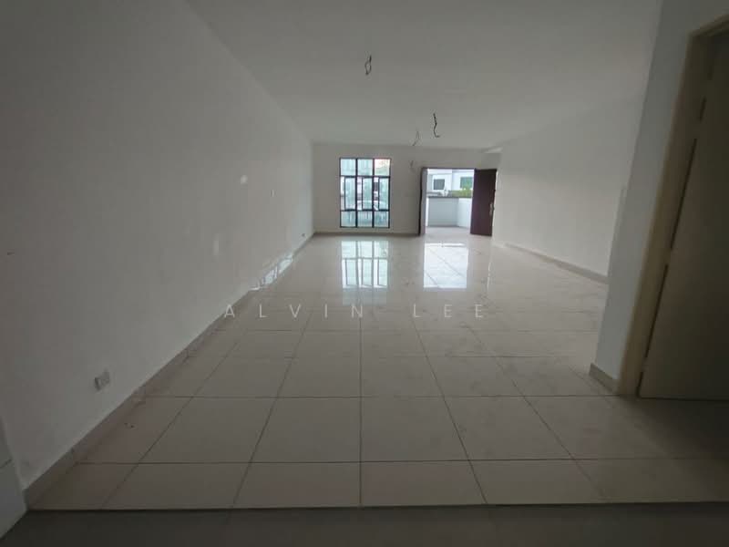 Puncak Saujana untuk Untuk Dijual - RM 850,000, Mac 2026 - Living Room - PropertyGuru.com.my