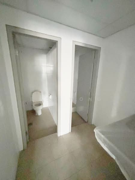Shop / Office for Rent in Taman Seri Setanggi (Johor Bahru) - Bess Wong - Bathroom - PropertyGuru.com.my