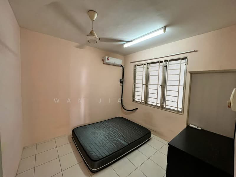 Condominium for Rent at Platinum Lake PV 13 - Wan Jia Shun - PropertyGuru.com.my