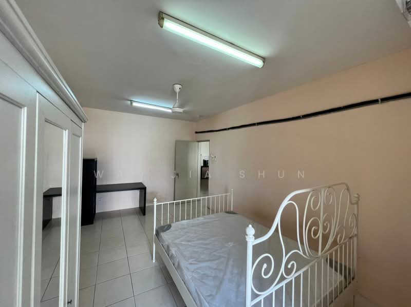 Condominium for Rent at Platinum Lake PV 13 - Wan Jia Shun - PropertyGuru.com.my