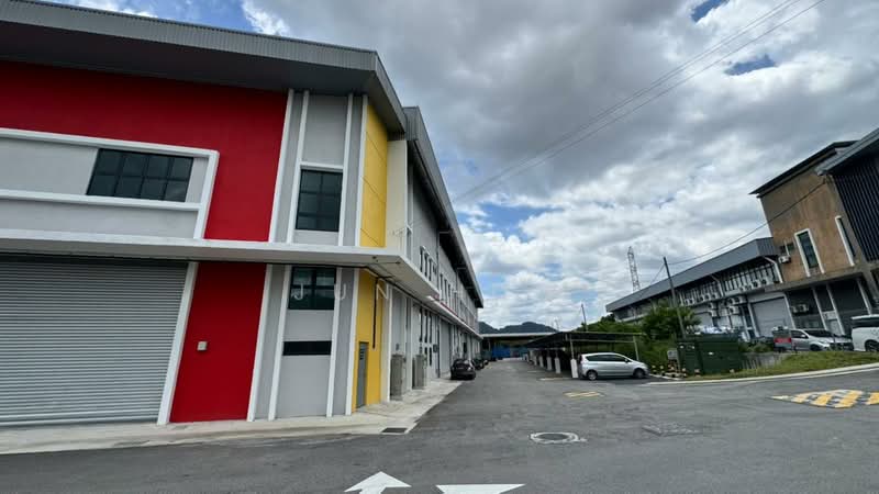 Factory for Rent in Kampung Sungai Tua Bahru (Batu Caves) - Jun How - Exterior - PropertyGuru.com.my