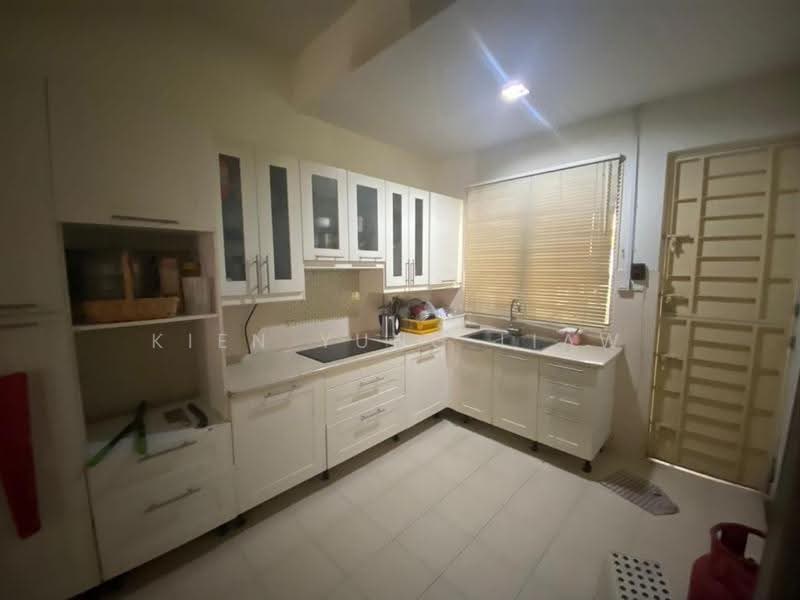 Rumah Kluster untuk Dijual di Taman Anggun (Rawang) - Kien Yung Liaw - Kitchen - PropertyGuru.com.my