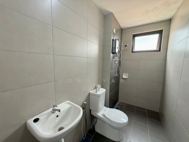 Service Residence for Rent at EDUSENTRAL - Fong Yan - Bathroom - PropertyGuru.com.my