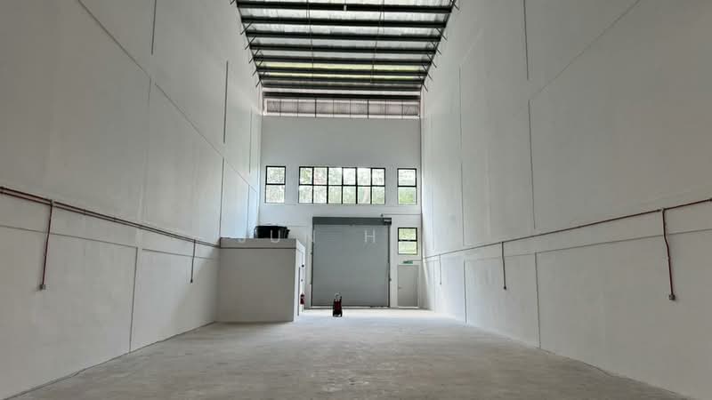 Factory for Rent in Kampung Sungai Tua Bahru (Batu Caves) - Jun How - Interior - PropertyGuru.com.my