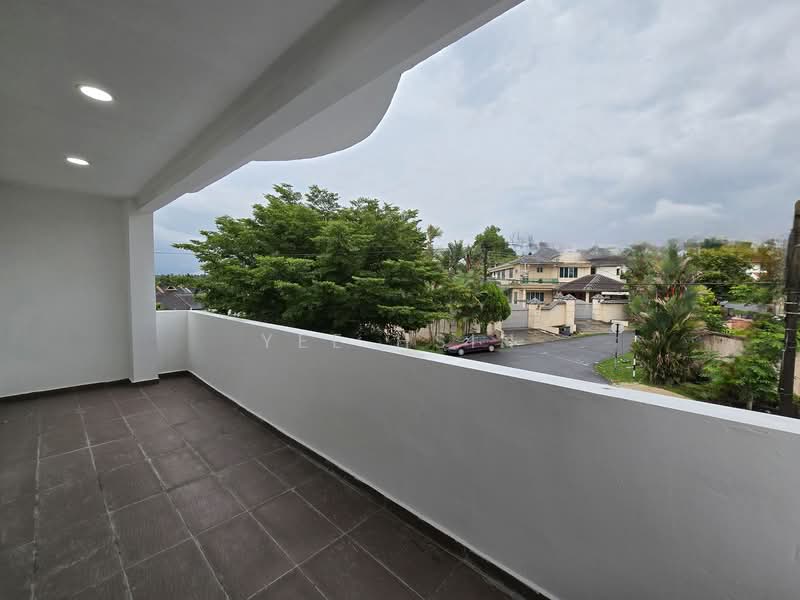 2-storey Terraced House for Sale in Taman Sri Putri (Skudai) - Yee Hsin - Balcony - PropertyGuru.com.my
