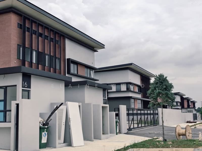 Elmina Business Park Sungai Buloh Shah Alam Semi D factory untuk Untuk Disewa - RM 32,000 /bulan, Mac 2026 - Exterior - PropertyGuru.com.my