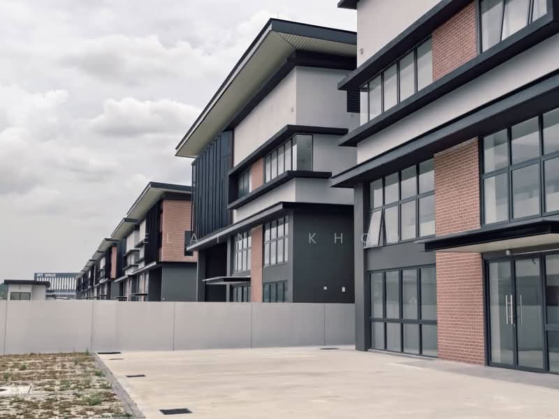 Elmina Business Park Sungai Buloh Shah Alam Semi D factory untuk Untuk Disewa - RM 32,000 /bulan, Mac 2026 - Exterior - PropertyGuru.com.my