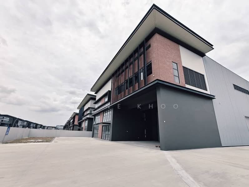 Elmina Business Park Sungai Buloh Shah Alam Semi D factory untuk Untuk Disewa - RM 32,000 /bulan, Mac 2026 - Exterior - PropertyGuru.com.my