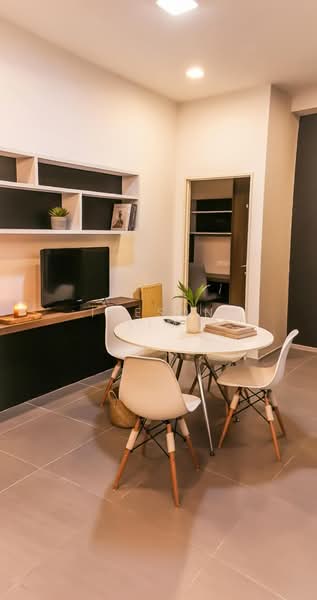 Garden Plaza untuk Untuk Disewa - RM 1,400 /bulan, Mac 2026 - Dining Room - PropertyGuru.com.my