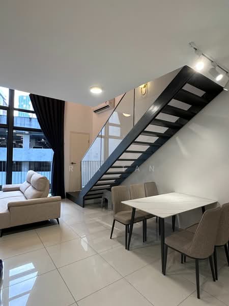 EkoCheras untuk Untuk Disewa - RM 2,500 /bulan, Mac 2026 - Living Room - PropertyGuru.com.my
