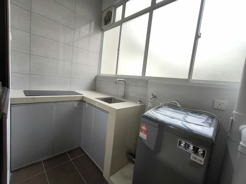 Condominium for Rent at Paraiso Residence @ The Earth - Kelly Tan - Kitchen - PropertyGuru.com.my