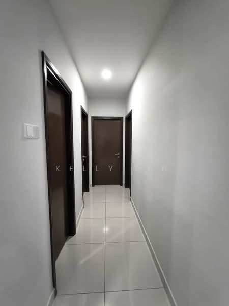 Condominium for Rent at Paraiso Residence @ The Earth - Kelly Tan - Corridor - PropertyGuru.com.my