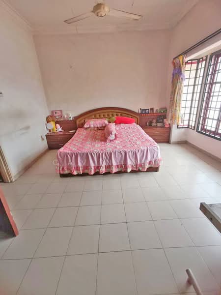 Taman Mutiara Rini untuk Untuk Dijual - RM 670,000, Mac 2026 - Bedroom - PropertyGuru.com.my