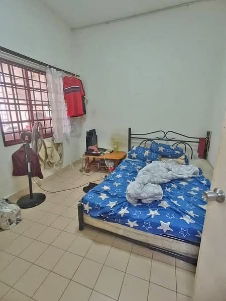 Taman Mutiara Rini untuk Untuk Dijual - RM 670,000, Mac 2026 - Bedroom - PropertyGuru.com.my