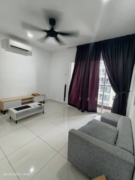 Condominium for Rent at Paraiso Residence @ The Earth - Kelly Tan - Living Room - PropertyGuru.com.my